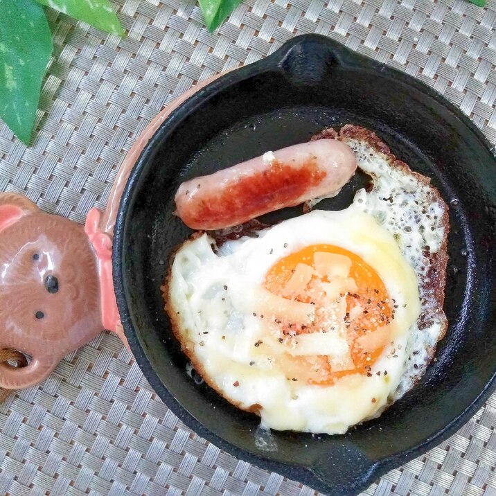 イタリアンな目玉焼き